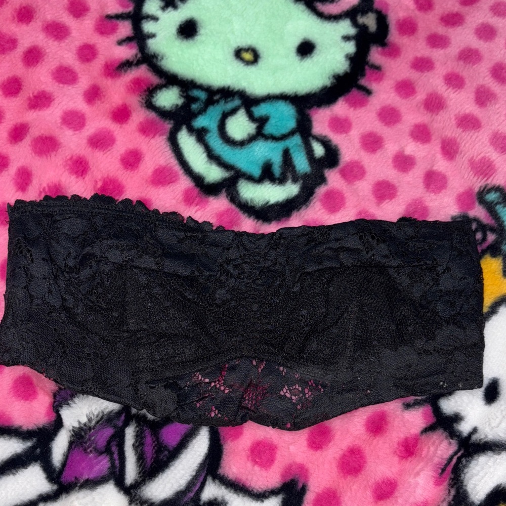 Auden Black Lace Strapless Bandeau
